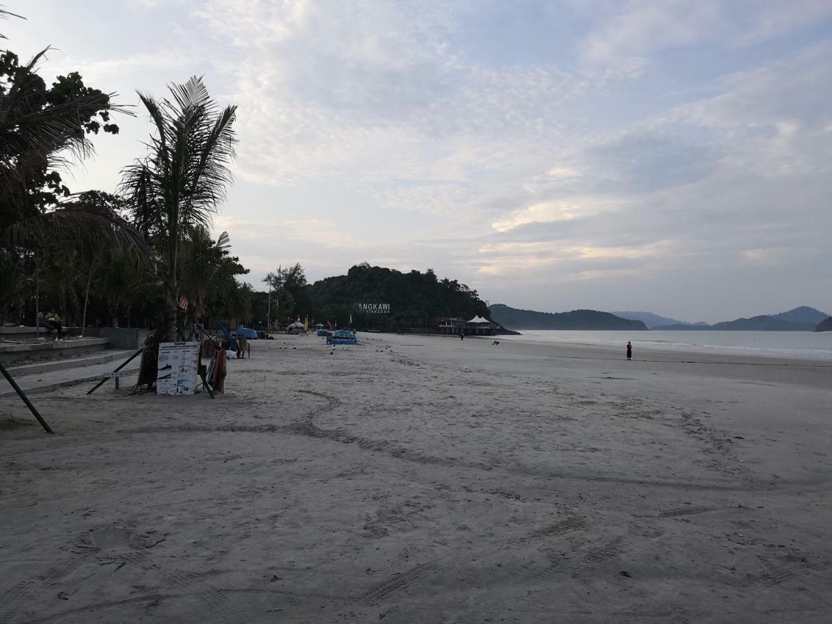 Homestay Barakah Cenang Langkawi ปันไตเจอนัง ภายนอก รูปภาพ